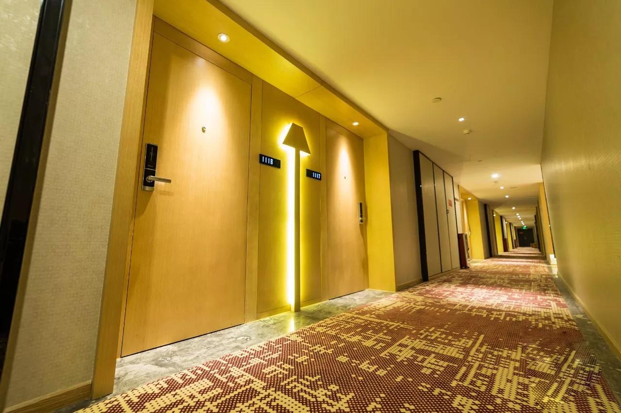 Brandi Hotel Foshan Exterior foto