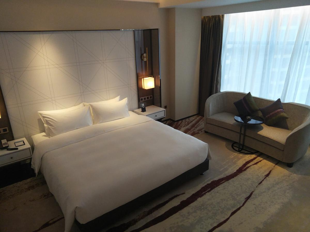 Brandi Hotel Foshan Exterior foto